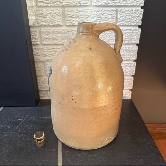 Stoneware Jug- 2 Gal Pegannon & Co WholesaleMontreal Antique 1800's. Cobalt Blue - Picture 9 of 14